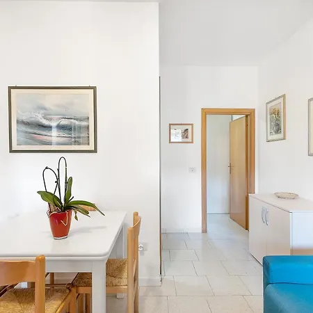 Cassiopea Apartment